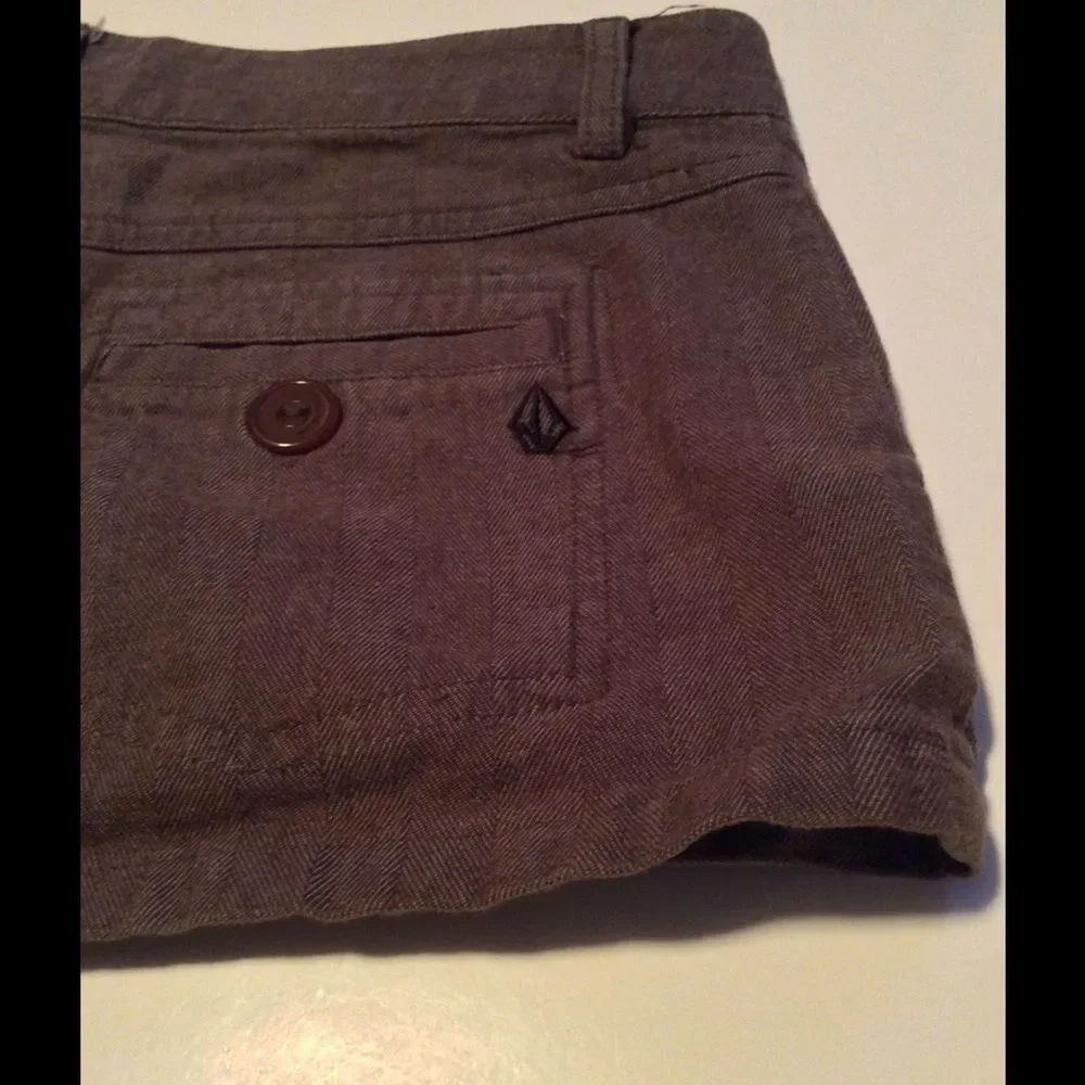 Volcom Shorts‎ - Picture 3 of 5